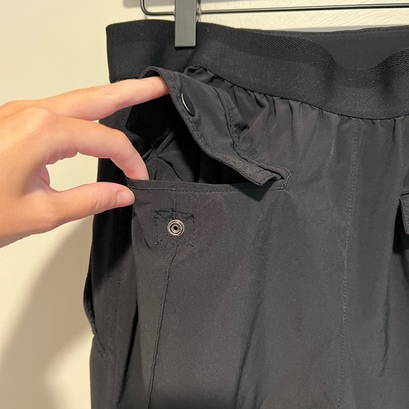 Athleta Vienna Cargo Pant Women’s Size 14 Black - Picture 6 of 16
